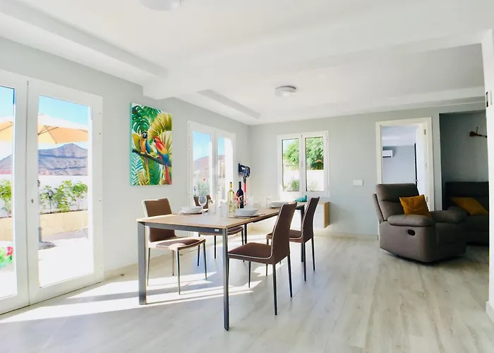 Casa Solaris At Anfi With Private Terrace, Pool & Netflix Ferienhaus
